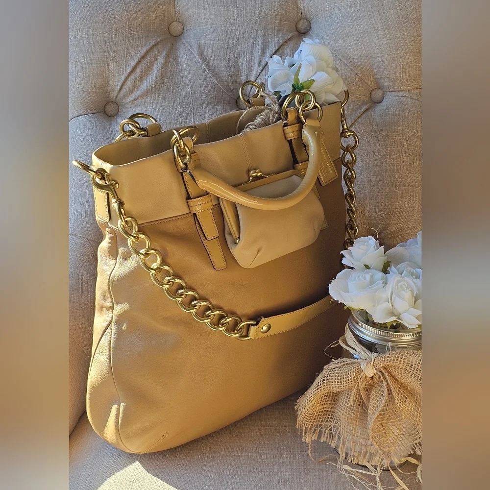RARE Coach Bonnie Cashin Re-Edition Large Chain Kisslock Shoulder Bag # 13389 - Picture 16 of 16